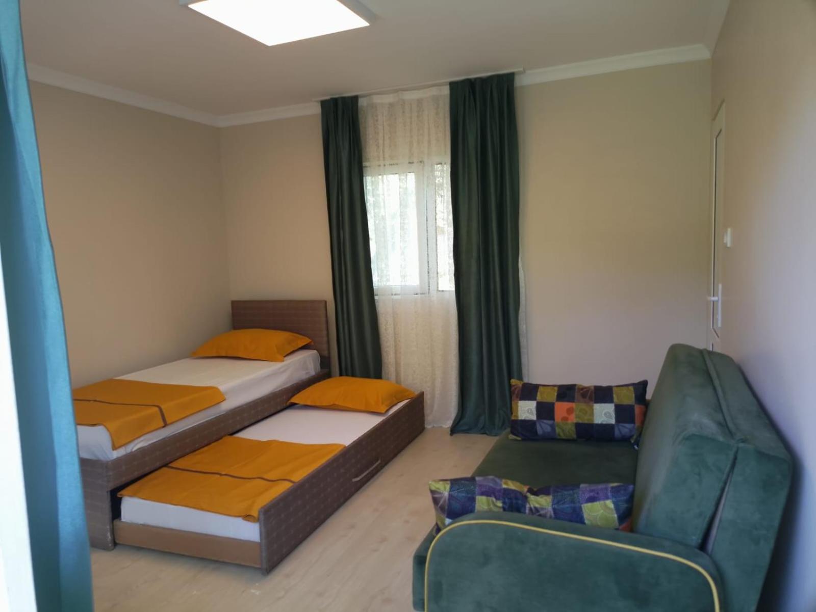 Cicek Evler Tatil Koeyue Hotel Armutlu Buitenkant foto